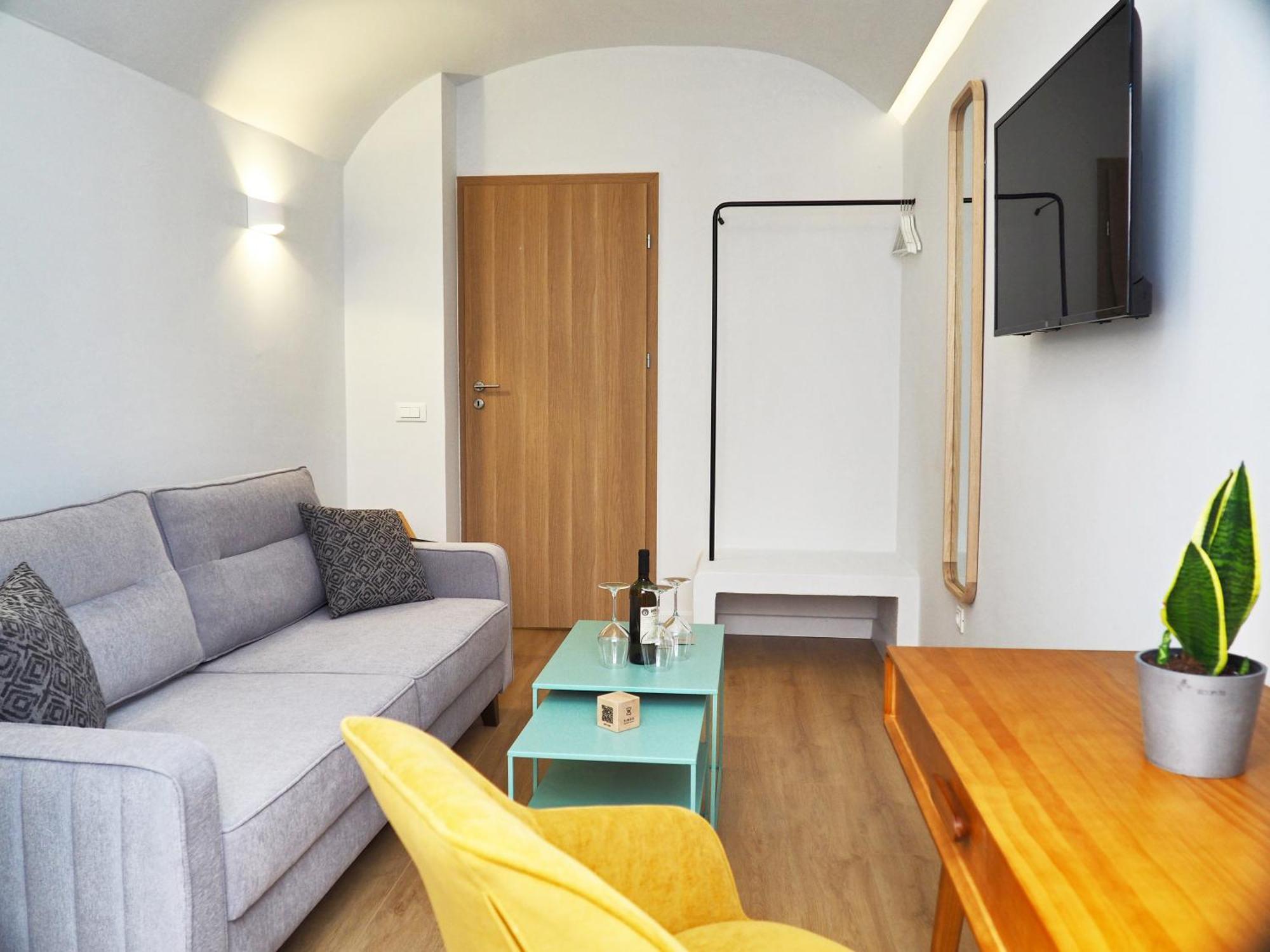 Times Elegant Rooms Ermoupoli Luaran gambar