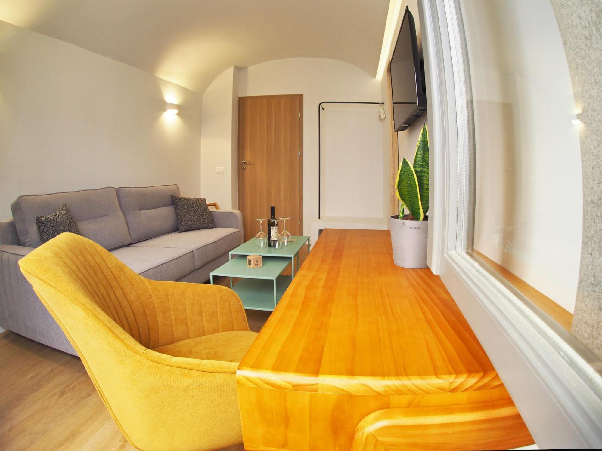 Times Elegant Rooms Ermoupoli Luaran gambar